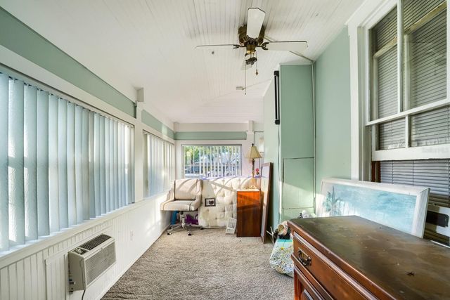 2523 10TH AVENUE W, Bradenton, FL 34205