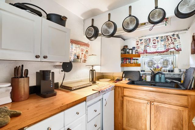 2523 10TH AVENUE W, Bradenton, FL 34205