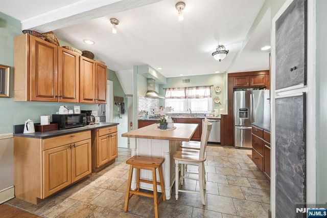 179 Buena Vista Avenue, Hawthorne, NJ 07506