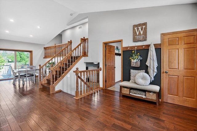 5215 Preservation Place, Sun Prairie, WI 53590