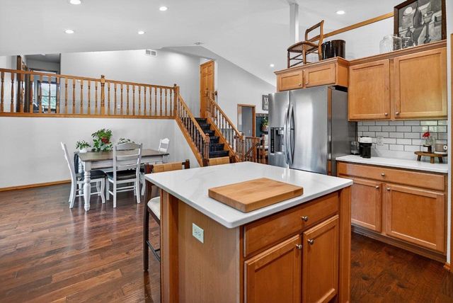 5215 Preservation Place, Sun Prairie, WI 53590