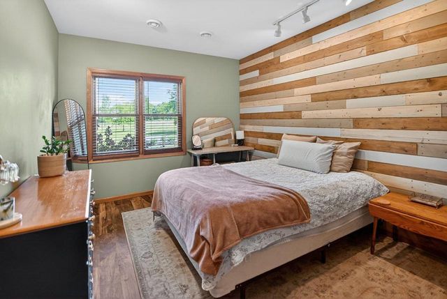 5215 Preservation Place, Sun Prairie, WI 53590