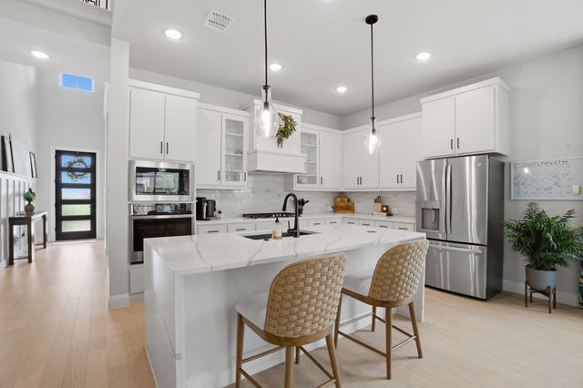 2204 Sternpost Mews, Rowlett, TX 75088