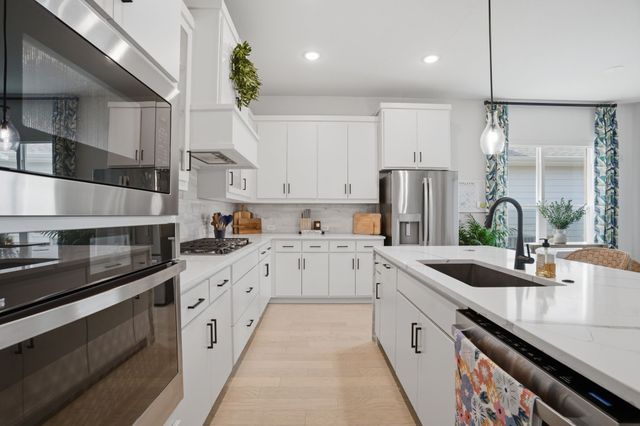 2204 Sternpost Mews, Rowlett, TX 75088