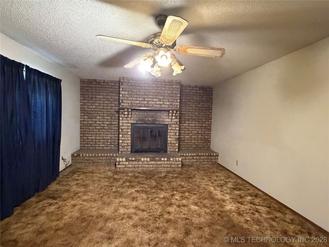 609 Cherokee, Hartshorne, OK 74547