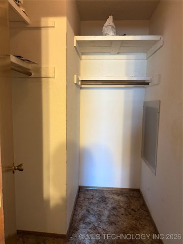 609 Cherokee, Hartshorne, OK 74547