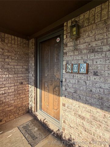 609 Cherokee, Hartshorne, OK 74547