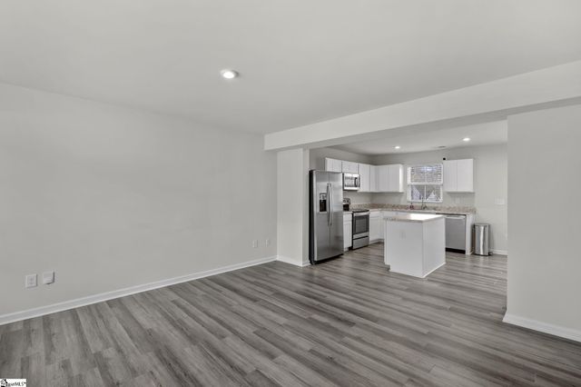 220 Juglans Way, Greer, SC 29651