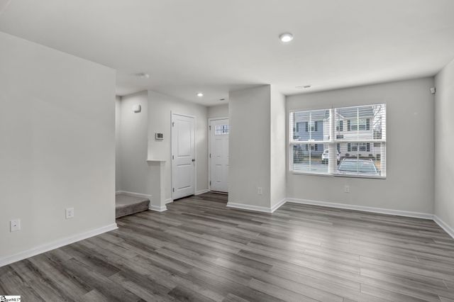 220 Juglans Way, Greer, SC 29651