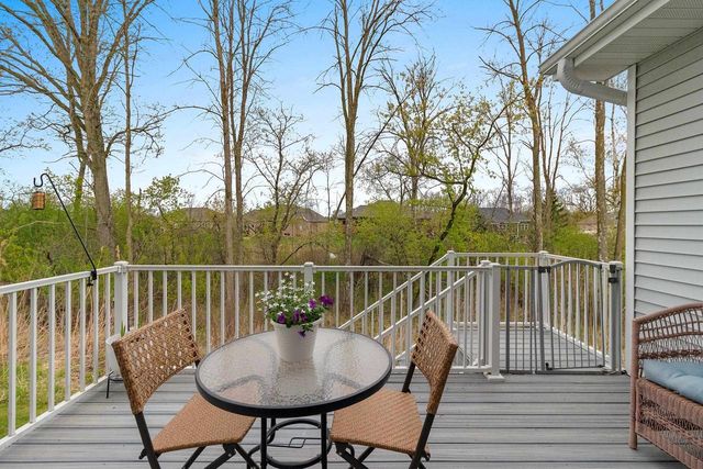 369 HIDDEN CREEK TRAIL, Green Bay, WI 54303