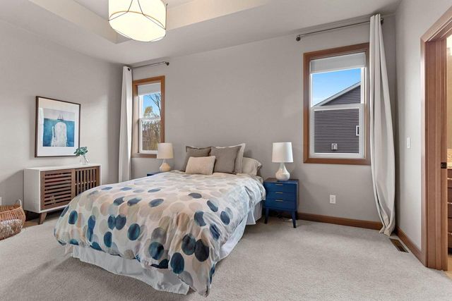 369 HIDDEN CREEK TRAIL, Green Bay, WI 54303