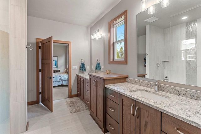 369 HIDDEN CREEK TRAIL, Green Bay, WI 54303