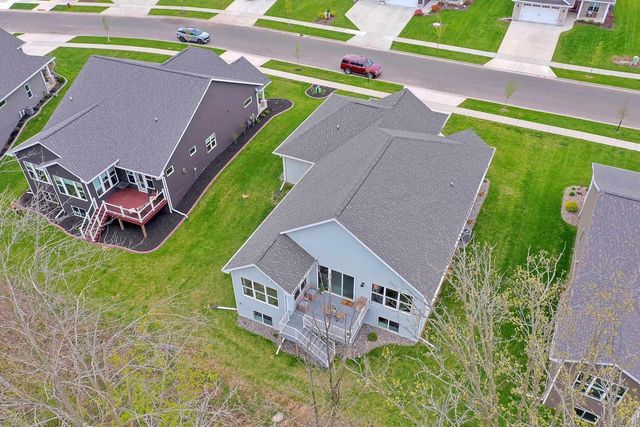 369 HIDDEN CREEK TRAIL, Green Bay, WI 54303