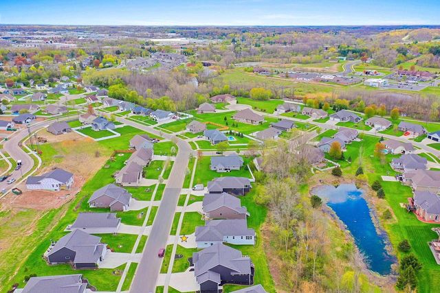 369 HIDDEN CREEK TRAIL, Green Bay, WI 54303