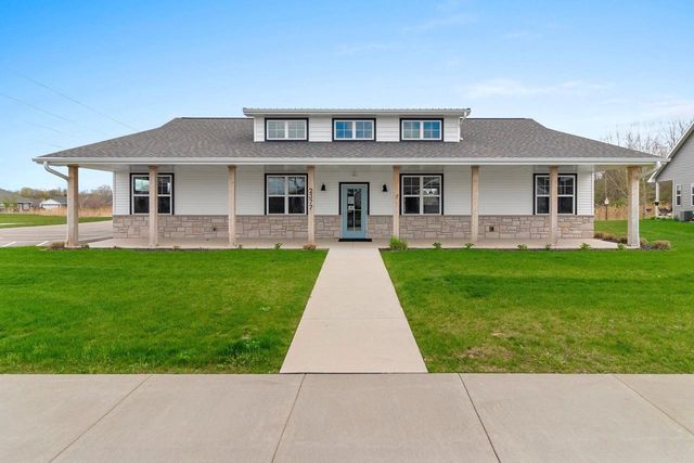 369 HIDDEN CREEK TRAIL, Green Bay, WI 54303