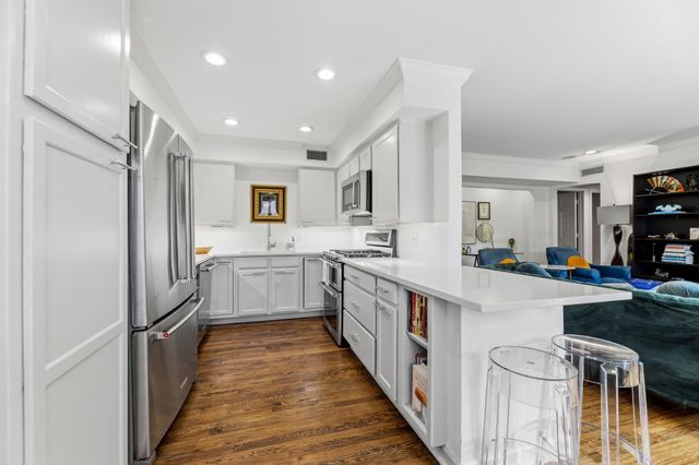 6110 Averill Way A, Dallas, TX 75225