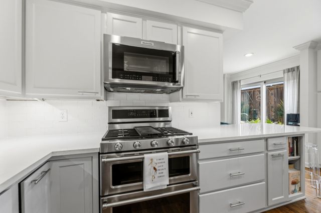 6110 Averill Way A, Dallas, TX 75225
