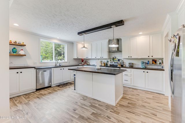 493 Bachelor Creek Lane SW, Supply, NC 28462
