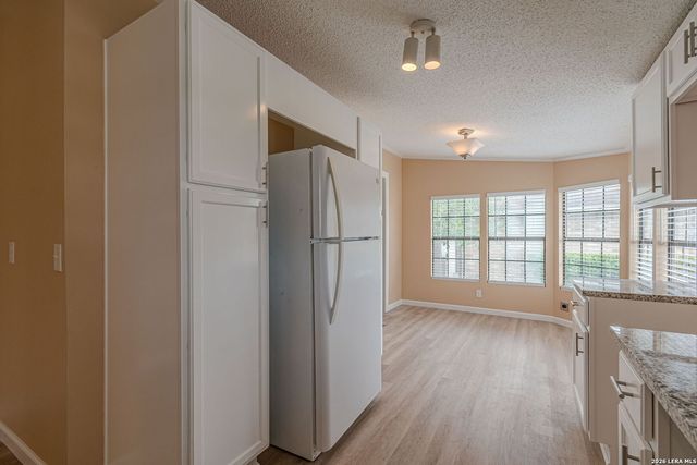 938 Patricia Ann Dr, Poteet, TX 78065