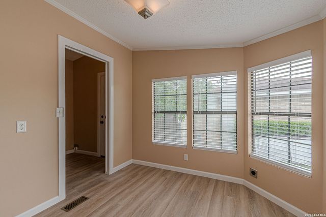 938 Patricia Ann Dr, Poteet, TX 78065
