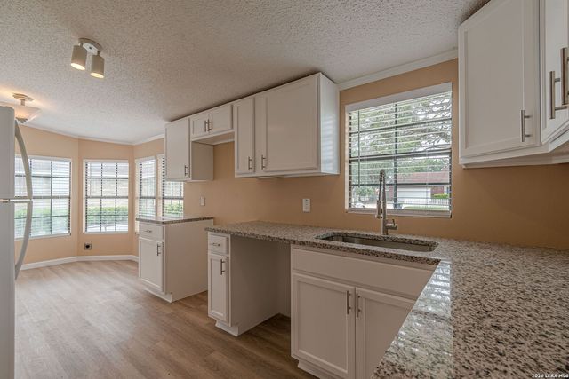 938 Patricia Ann Dr, Poteet, TX 78065