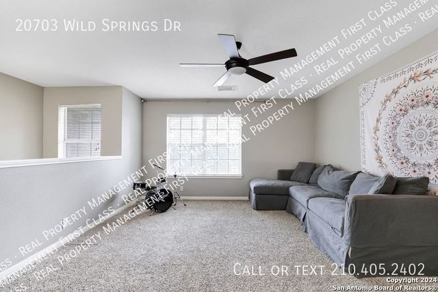 20703 Wild Springs Dr, San Antonio, TX 78258