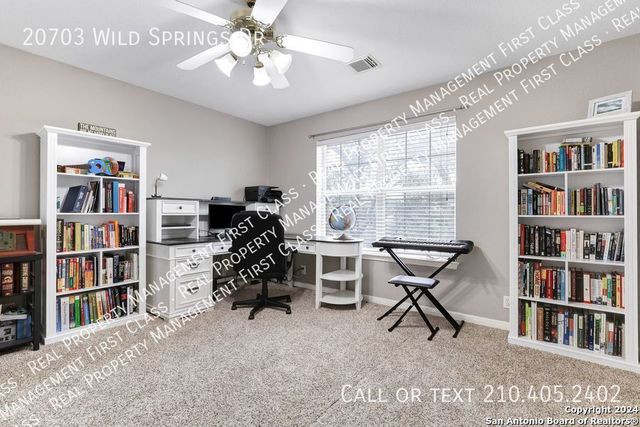 20703 Wild Springs Dr, San Antonio, TX 78258