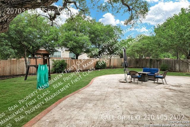 20703 Wild Springs Dr, San Antonio, TX 78258