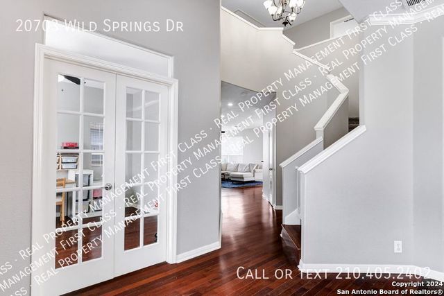 20703 Wild Springs Dr, San Antonio, TX 78258