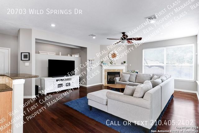 20703 Wild Springs Dr, San Antonio, TX 78258