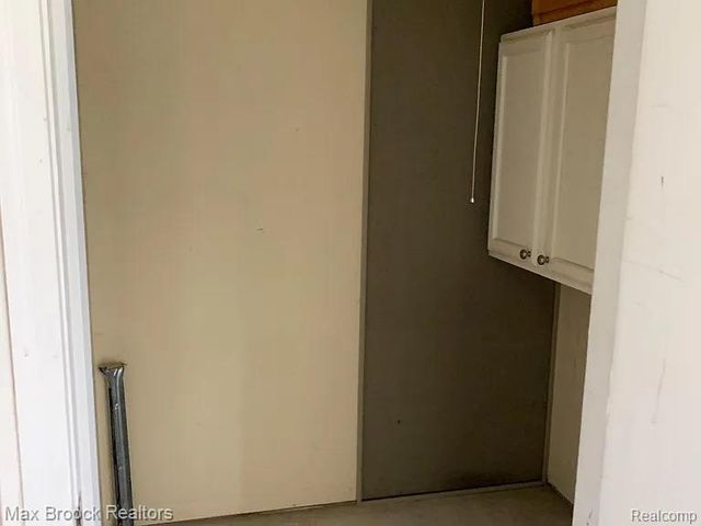 42556 Plymouth Hollow Drive, Plymouth, MI 48170