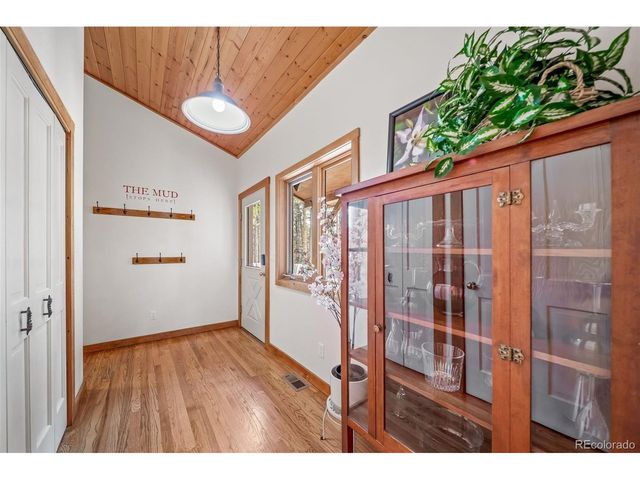 3654 Estates Cir, Larkspur, CO 80118