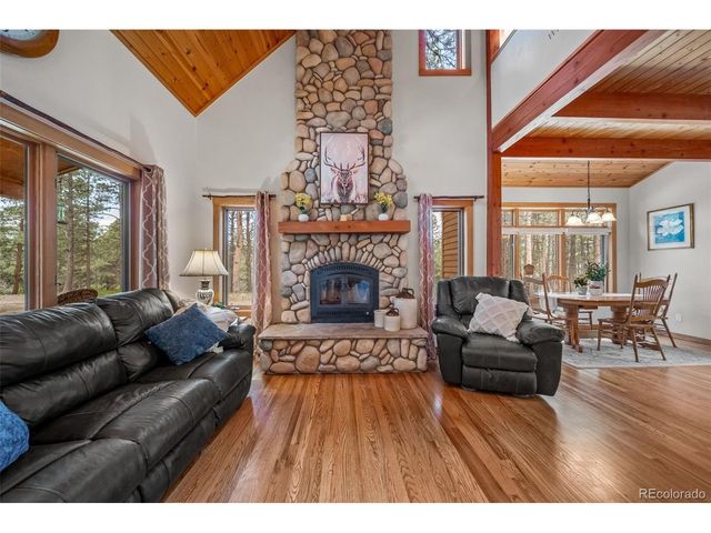 3654 Estates Cir, Larkspur, CO 80118