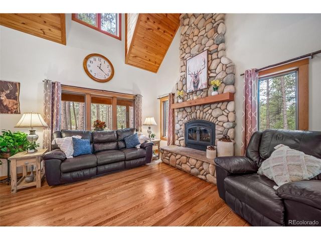 3654 Estates Cir, Larkspur, CO 80118