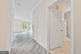 3015 NICOSH CIR #2210, Falls Church, VA 22042