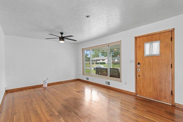 2538 Vanderberg Avenue, Columbus, OH 43204