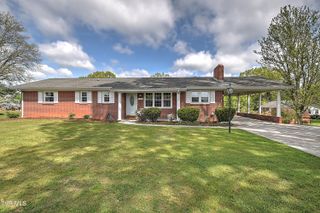 879 Northeast Wayne Avenue, Abingdon, VA 24210