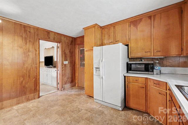 298 Enwood Drive, Charlotte, NC 28214