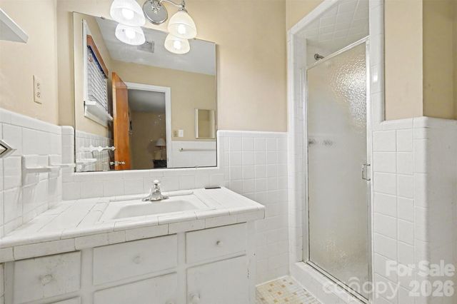 298 Enwood Drive, Charlotte, NC 28214