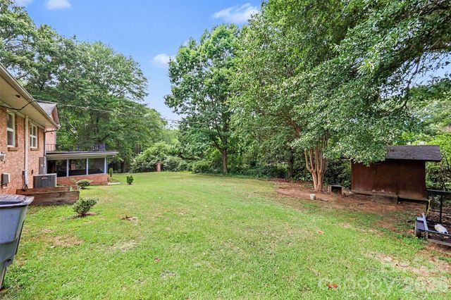 298 Enwood Drive, Charlotte, NC 28214