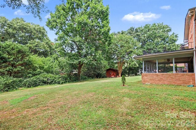 298 Enwood Drive, Charlotte, NC 28214