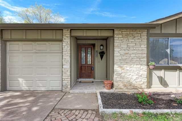 2804 Sissinghurst DR, Austin, TX 78745