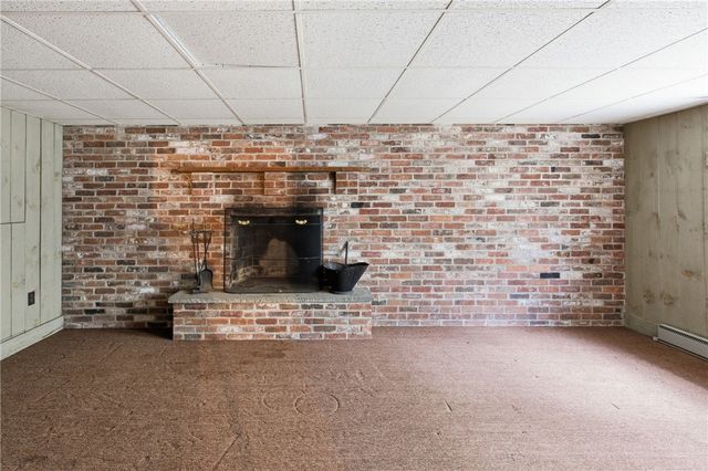32 Bishop Drive, Cumberland, RI 02864