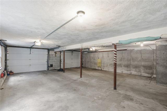 32 Bishop Drive, Cumberland, RI 02864