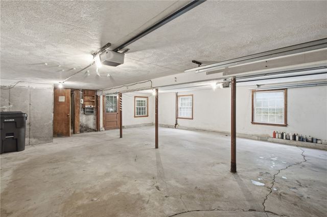 32 Bishop Drive, Cumberland, RI 02864