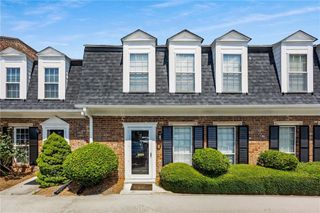 3 Market Square NW Place, Atlanta, GA 30318