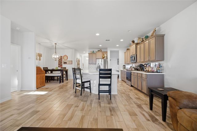 1927 Estes Flats Dr, Aransas Pass, TX 78336