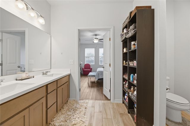 1927 Estes Flats Dr, Aransas Pass, TX 78336