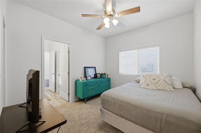 1927 Estes Flats Dr, Aransas Pass, TX 78336