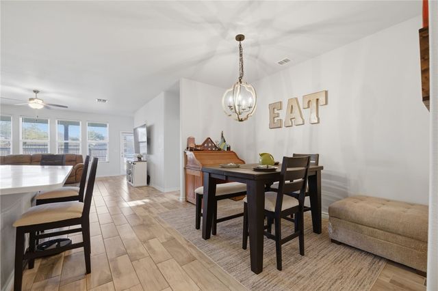 1927 Estes Flats Dr, Aransas Pass, TX 78336